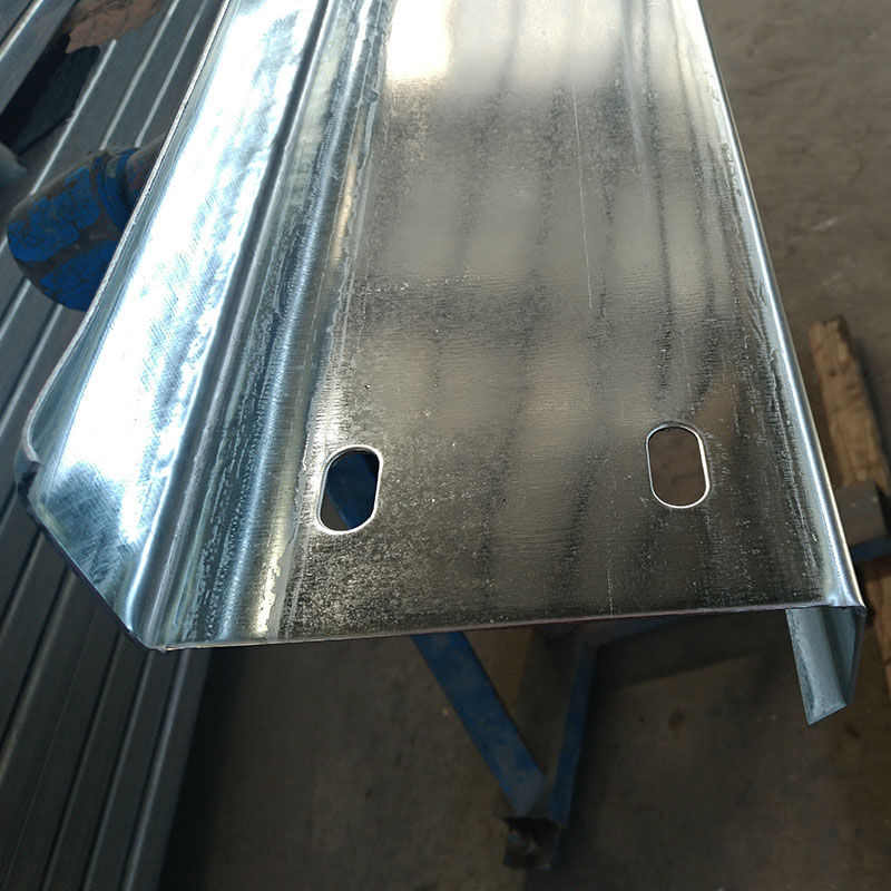 Estructura de acero prefabricada Materiales de construcción Z Sección Z Purlin de acero